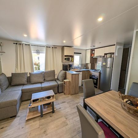 Gh Vacances La Reserve Gastes Bagian luar foto