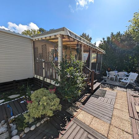 Gh Vacances La Reserve Gastes Bagian luar foto