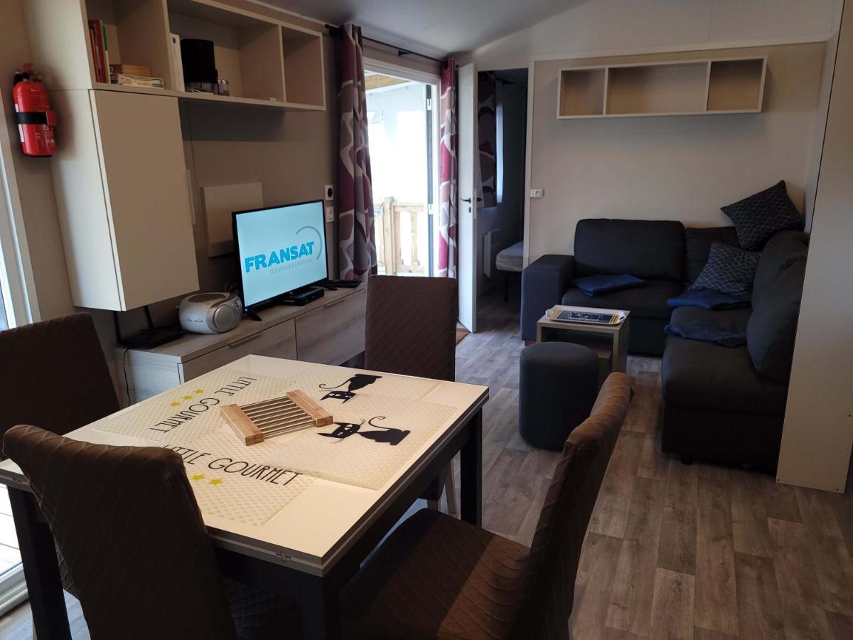 Gh Vacances La Reserve Gastes Bagian luar foto