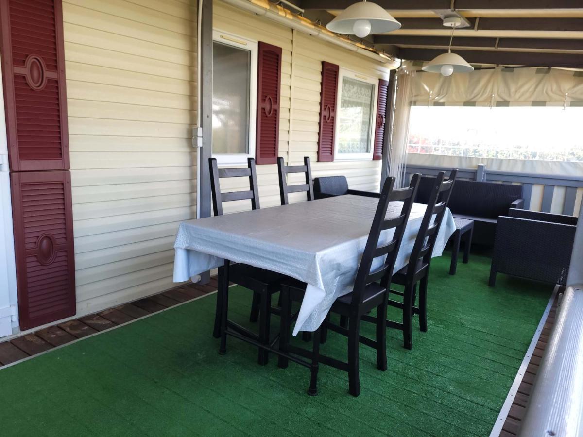 Gh Vacances La Reserve Gastes Bagian luar foto