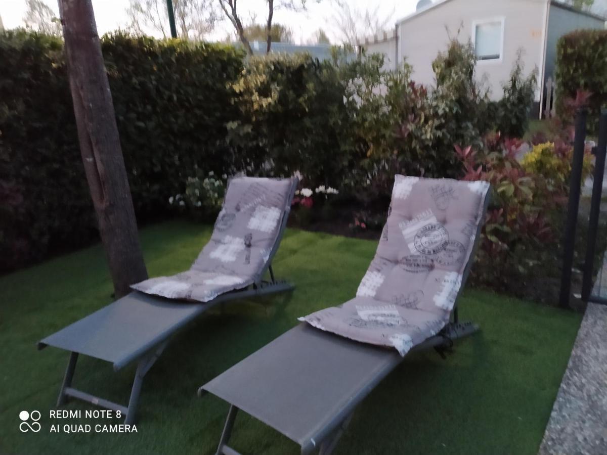 Gh Vacances La Reserve Gastes Bagian luar foto