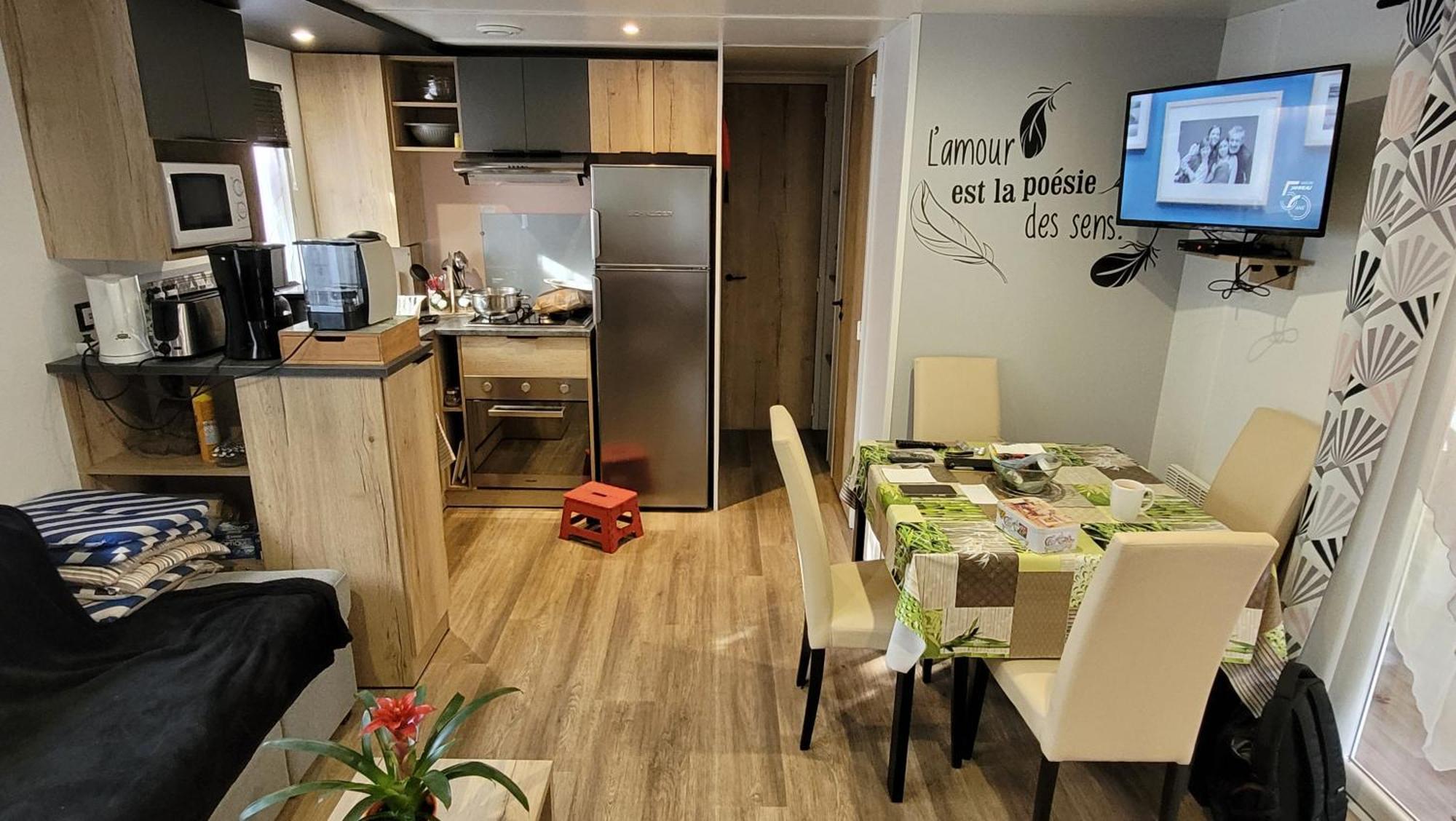 Gh Vacances La Reserve Gastes Bagian luar foto