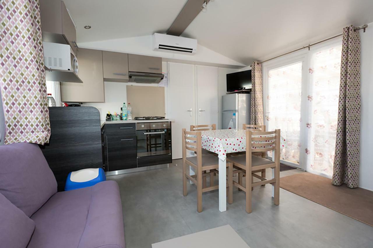 Gh Vacances La Reserve Gastes Bagian luar foto
